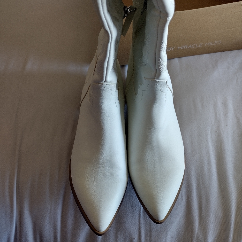 Mi.iM Western boot. Name: INLAY, Color: WHITE size 9 faux leather - Picture 5 of 7